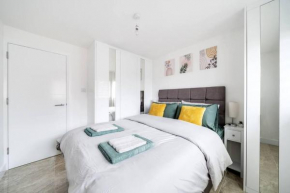 Stylish Contemporary 1 Bed Flat Near London Bridge